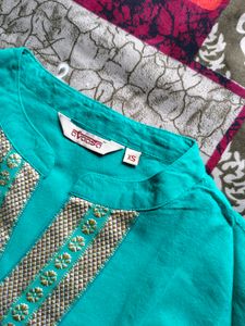 Avaasa Kurti