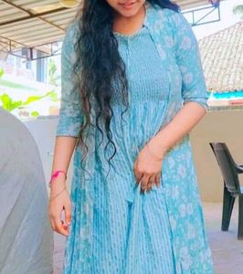 Elegant Blue Floral Print Kurta Set