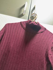 Maroon Ribbed Turtleneck Maxi Dress