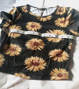 Shein Sunflower Black Fitted Crop Top Girl Xs Tee