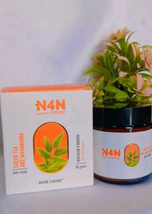 N4N Green Tea & Mahanimba Body Scrub