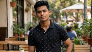 Men's Black Printed Polo T-Shirt