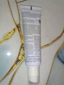 Plum Rice Water &amp; Niacinamide Hybrid Sunscreen SPF