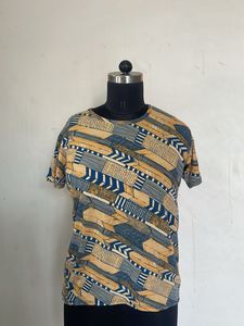 Unique Abstract Print T-Shirt