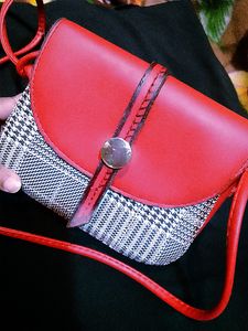 Ladies Slingbag