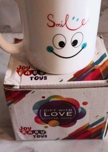 one smily cup + 1 500ml bottle