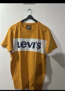 Levi's Graphic Tee - Mustard