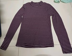 Unused Striped Stretchable Top