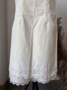 Elegant Cream Sleeveless Dress