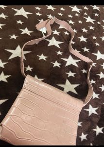 Stylish Pink Croc-Embossed Crossbody Bag