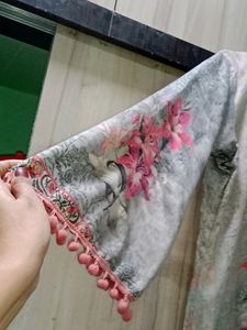 Floral Pakistani Kurta With Duppata