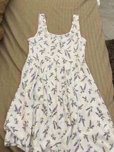 H&amp;M Cute Floral Print Mini Dress