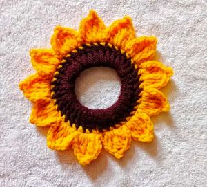 Handmade Crochet Sunflower scrunchies🌻
