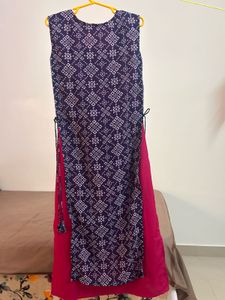 Elegant Sleeveless Kurta with Geometric Print
