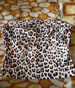 Leopard Print Spaghetti Strap Crop Top