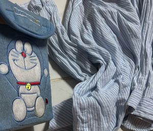 H&amp;M Light Blue Shirt US10
