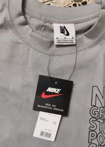 Nike Graphic Studio Poster Show T-Shirt
