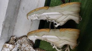 White casual shoes