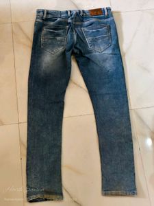 Men's Blue Washed Denim Jeans