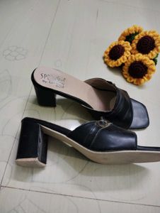 Stylish Black Slip-On Sandals