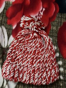 Red &amp; White Knit Baby Beanie