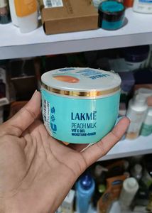 Lakme Peach Milk Moisturizer