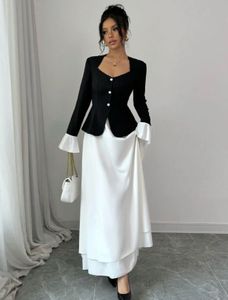Chic Black &amp; White Dress