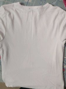 Cute White Graphic Top