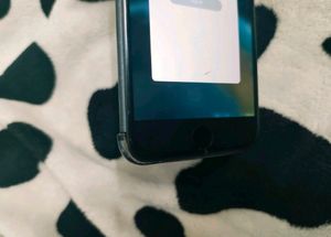 iPhone 8 Selling