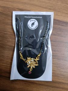 Exquisite Gold Mangalsutra with Diamond Accents