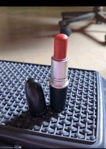 MAC Lipstick - So Chaud
