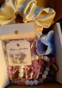 Cute Tulip &amp; Pearl Earrings
