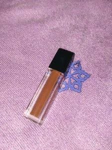 Glowy Brown Liquid Lipstick