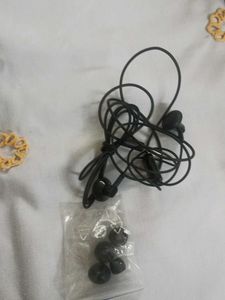 Wired Earphones with Mic
