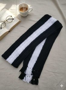 Black &amp; White handmade Crochet Scarf