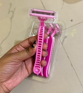 Pink Gillctte hair Razors (Set of 3)
