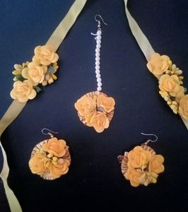 Combo Of Bridal Haldi Set &amp; Kurti