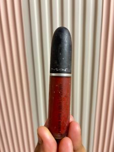 MAC Powder Kiss Liquid Lipcolour