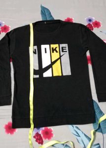 Nike Long Sleeve T-Shirt