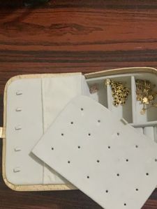 jewellery organiser