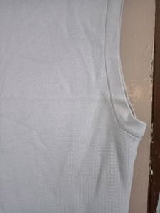 Cut Sleeve Half Turtle Neck Top