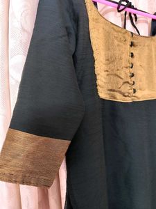 Elegant Dark Green &amp; Gold Tunic