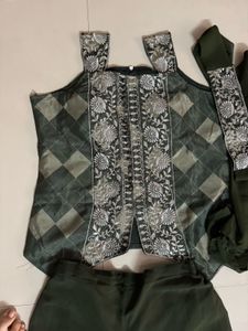 Green Embroidered Ethnic Set