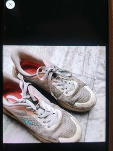 Comfortable Sports Shoes