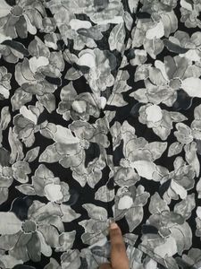 Floral Print Sleeveless Blouse