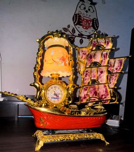 Quartz Antique Clock With Golden Lamp| Home Decor