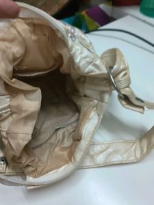 Unique embroidered hand bag 1+1 free!