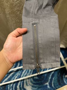 Stylish Gray Cropped Jacket