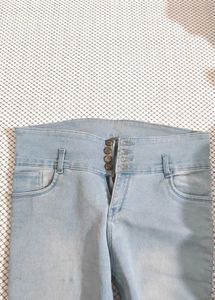 Light Wash High-Waist Button-Up Jeans