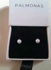 Palmonas Pearl Stud Earrings